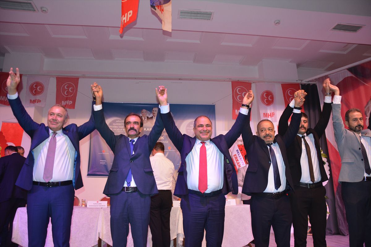 MHP Demirci’de yeni ilçe başkanı Veysel Çınar